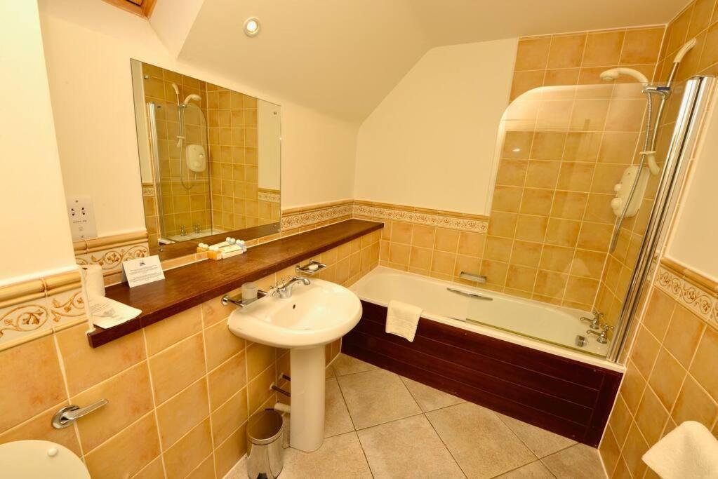Ryder Cup Lodge Duchally - Free Access To Leisure Club Swimming Pool Hot Tub Steam Room - Starlink Satellite Internet - Sky Glass Now Dog Friendly For 2025 Огтерардер Екстер'єр фото